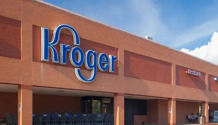 how many kroger stores are there in the world